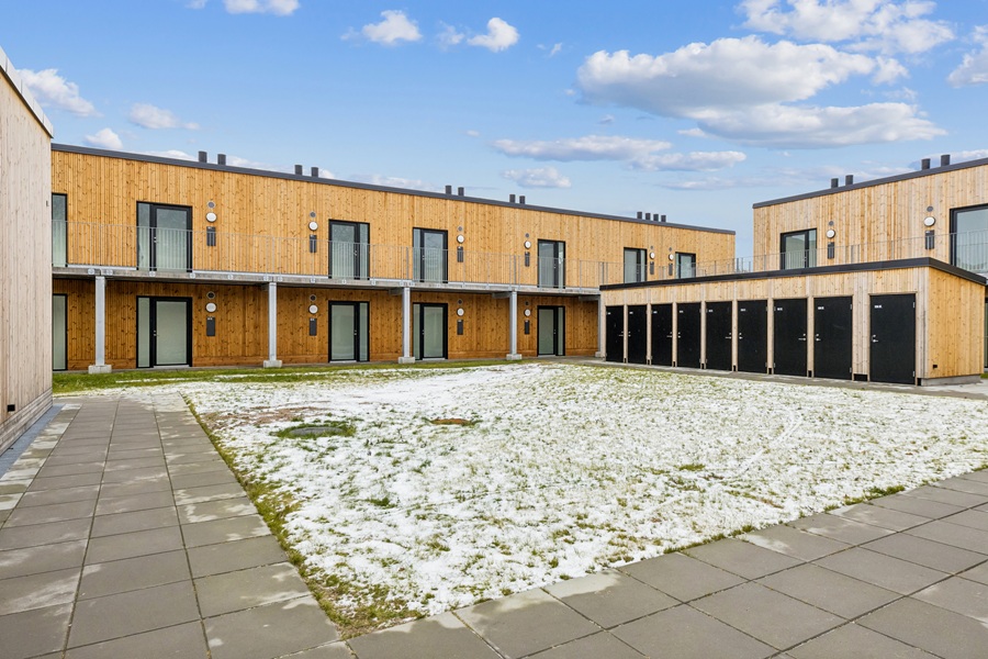 vacant apartment image