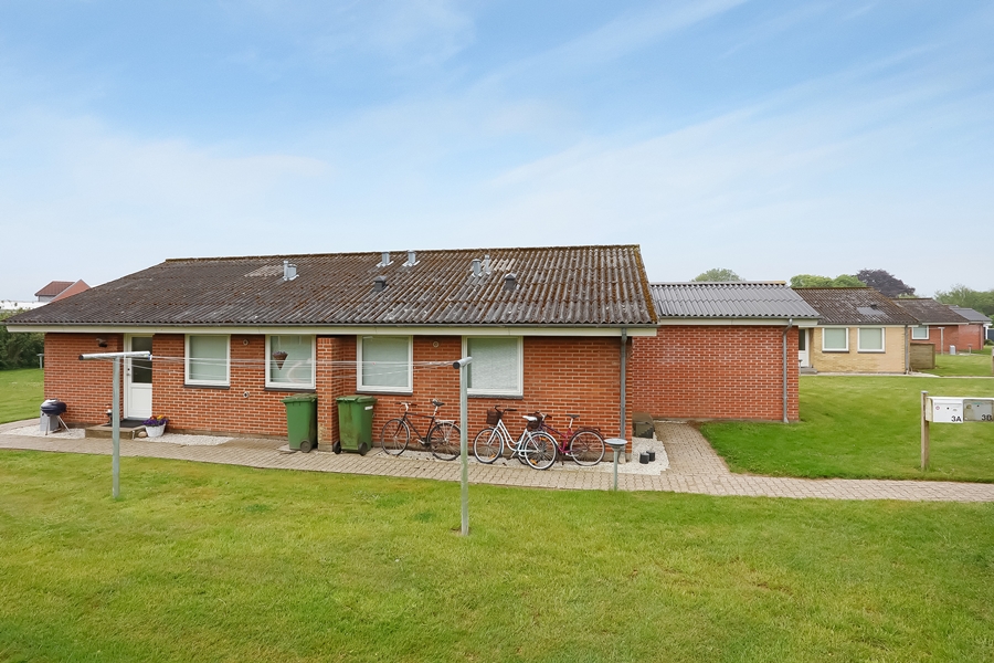 vacant apartment image