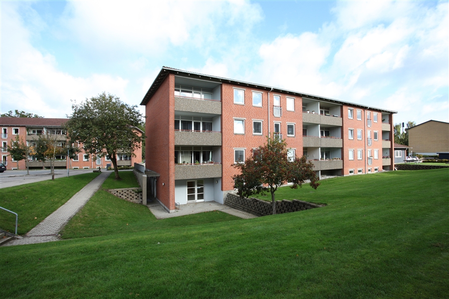 vacant apartment image